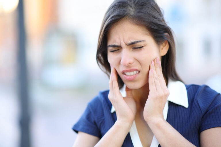 TMJ Disorder: Signs, Causes & Treatment Options