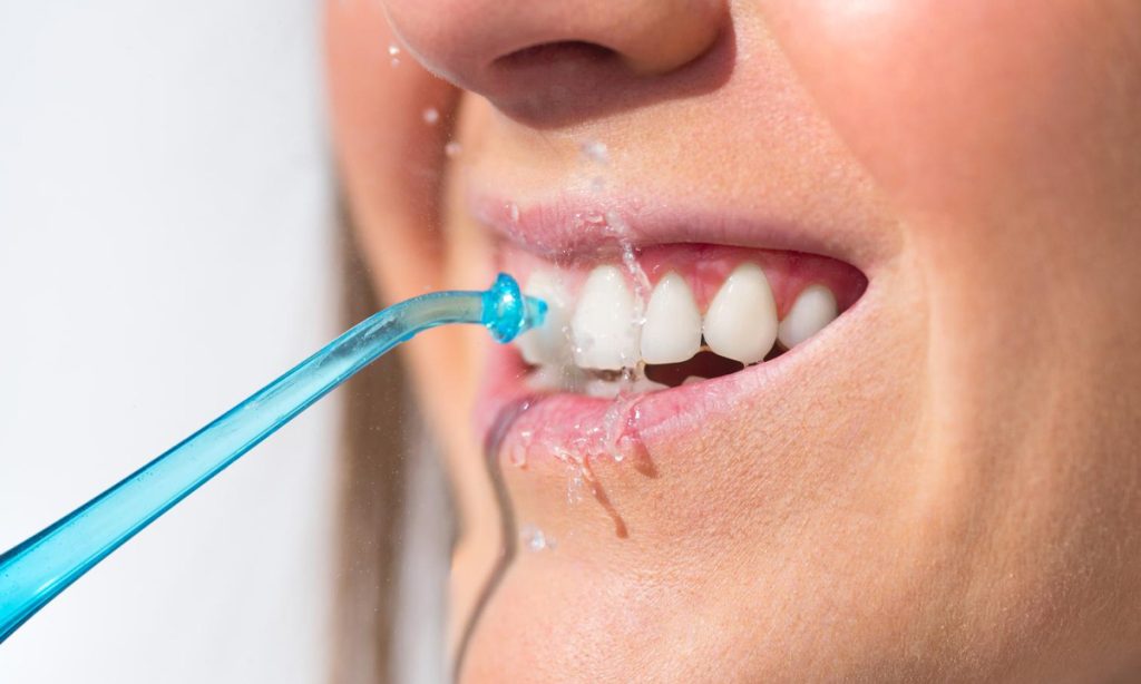 Teeth cleaning session
